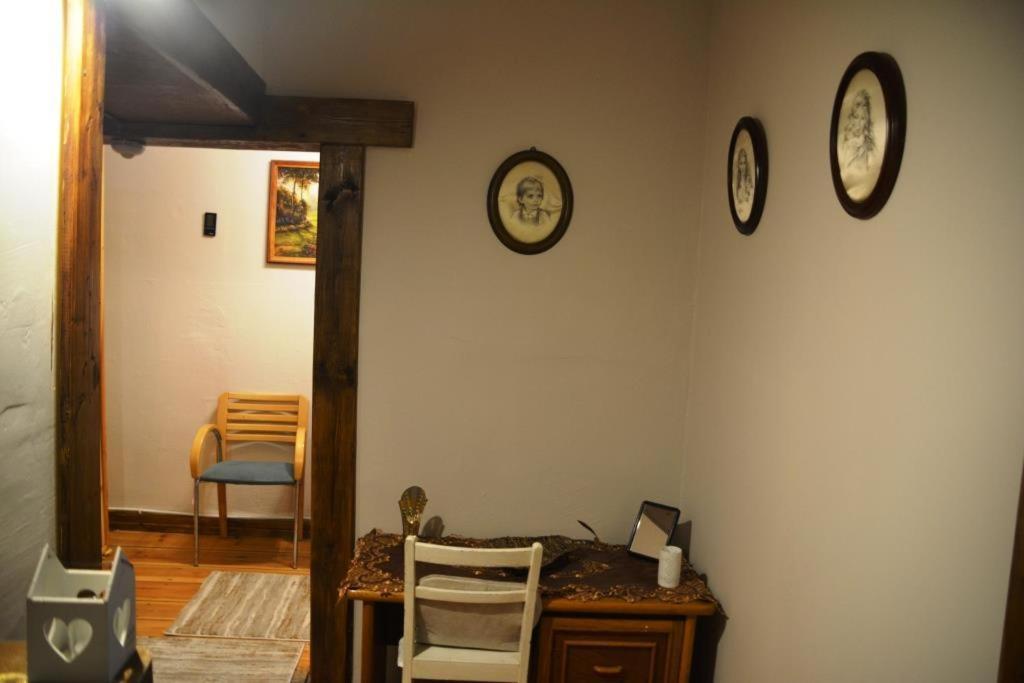 Gospodarstwo Agroturystyczne Dworek Andrzejowka Gardzien Exterior photo