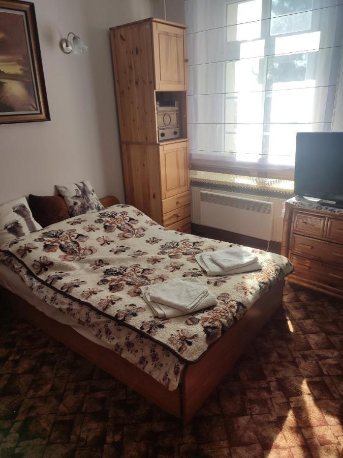Gospodarstwo Agroturystyczne Dworek Andrzejowka Gardzien Exterior photo
